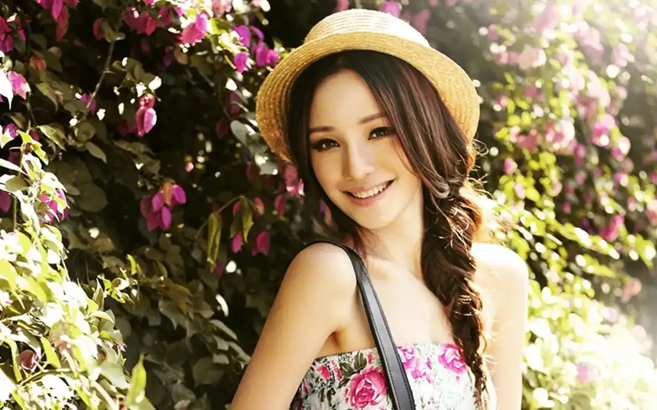 免费b站看大片真人直播用户满意度评价头像展示图